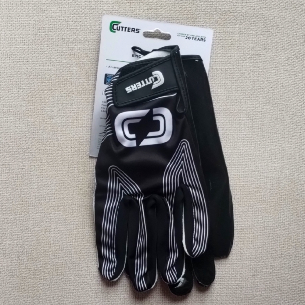 Cutters Sports Black Athletic Gloves with White Stripes Football Size L/XL